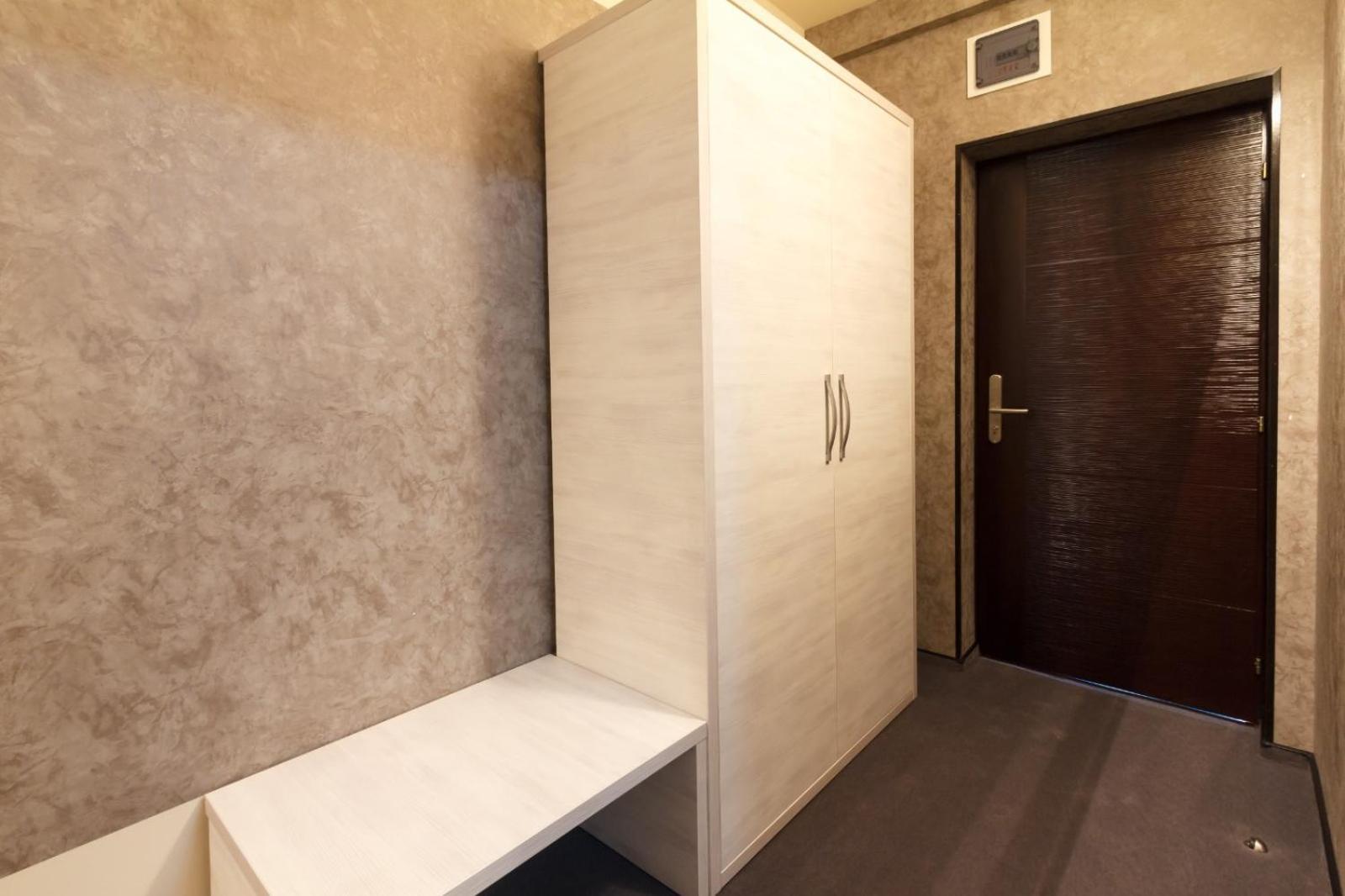 Ymy Hotels ทาร์กู จิอู ภายนอก รูปภาพ