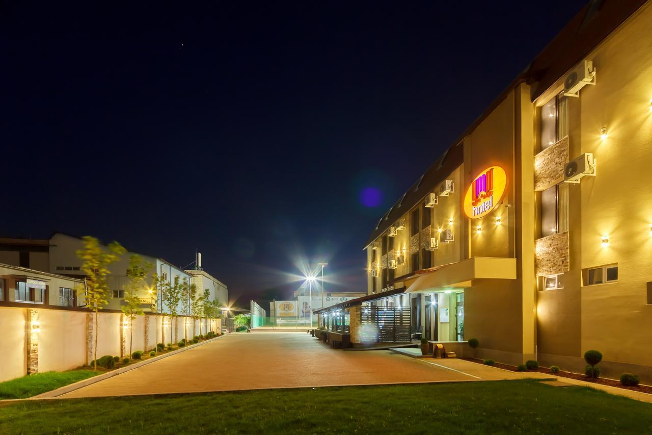 Ymy Hotels ทาร์กู จิอู ภายนอก รูปภาพ